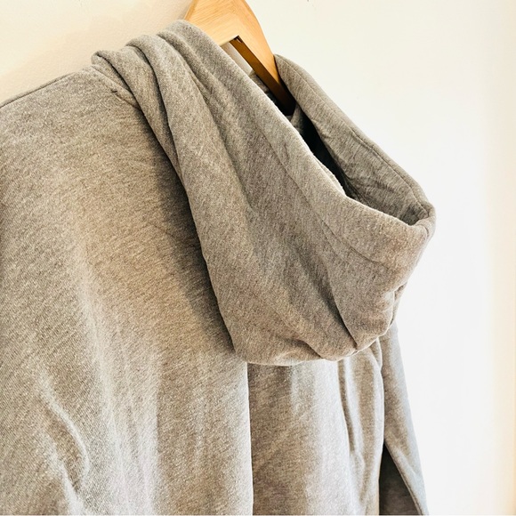 Only oversized grey hoodie with side zippers - Picture 9 of 11
